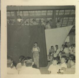 Arsip Visual thn 1950an Djawatan Penerangan Aceh Barat, Peserta Kursus dan Guru guru berfoto bers...