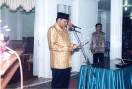 Kegiatan Pelantikan Anggota Koni Aceh Barat, oleh Bapak Gubernur Aceh, tanggal; 21 Juli 2002 (1)