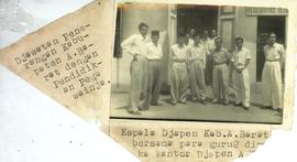 Arsip Visual thn 1950an Djawatan Penerangan Aceh Barat, Kepala Djawatan Penerangan Aceh Barat ber...