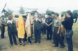 Kunjungan Menko Polkam Ke Kabupaten Aceh Barat pada Tahun 2004 (8)