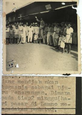 Arsip Visual thn 1950an Djawatan Penerangan Aceh Barat, Tgk A Rani Adamy sedang menjalanakan Tuga...