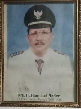 Photo Pejabat Bupati Bireuen Drs. Hamdani Raden (TMT. 12-10-1999-25-07-2002)